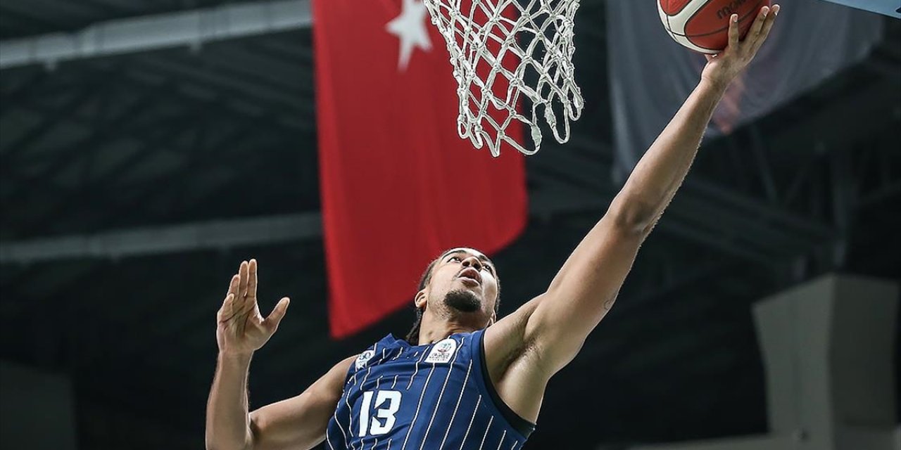 Anadolu Efes, Basketbol Avrupa Ligi'nde Yarın Baskonia İle Karşılaşacak