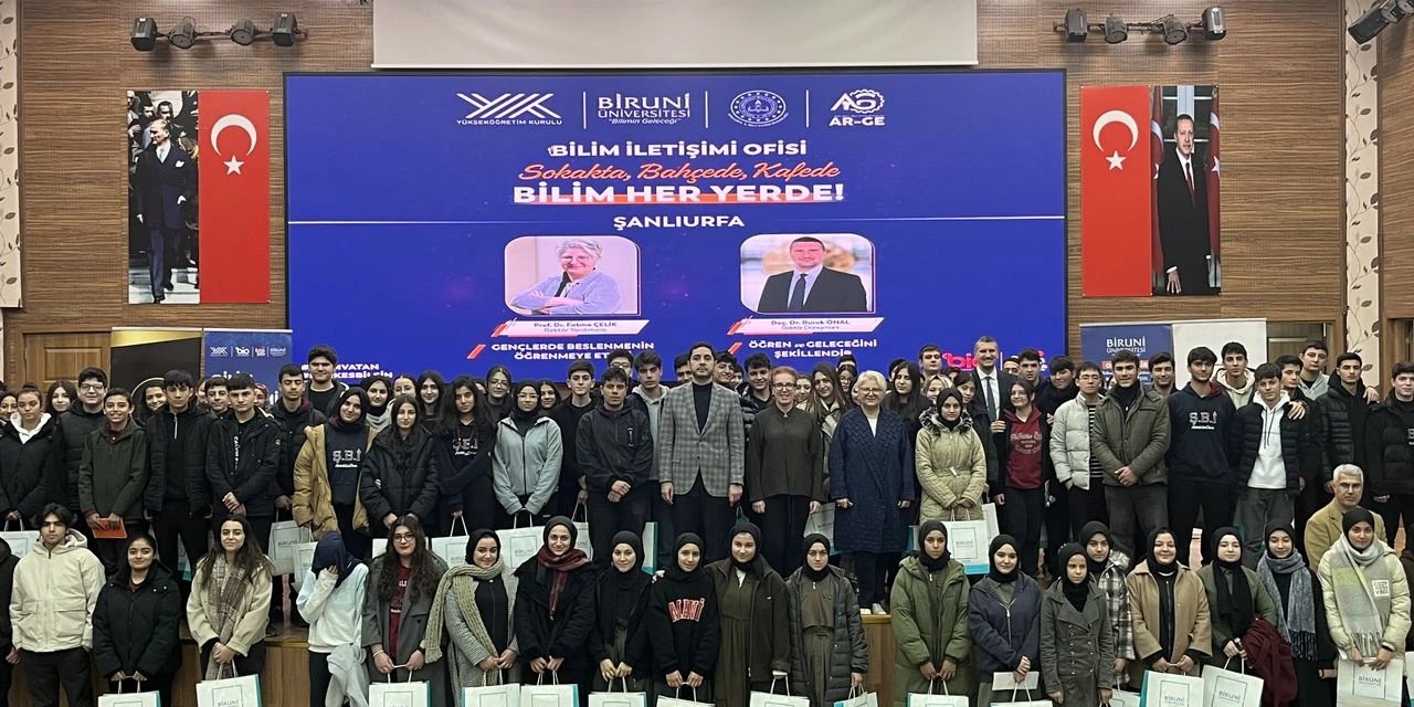 Biruni Üniversitesi YÖK'ün "Bilim Kafe" Etkinlikleriyle 6 İlde Gençlerle Buluştu