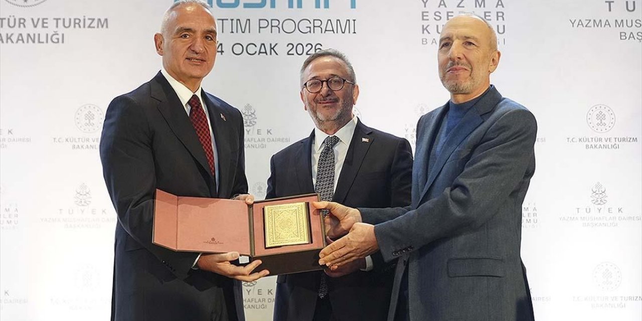 Şevki Efendi Mushafı Yazma Mushaflar Dairesi'nin İlk Yayını Oldu