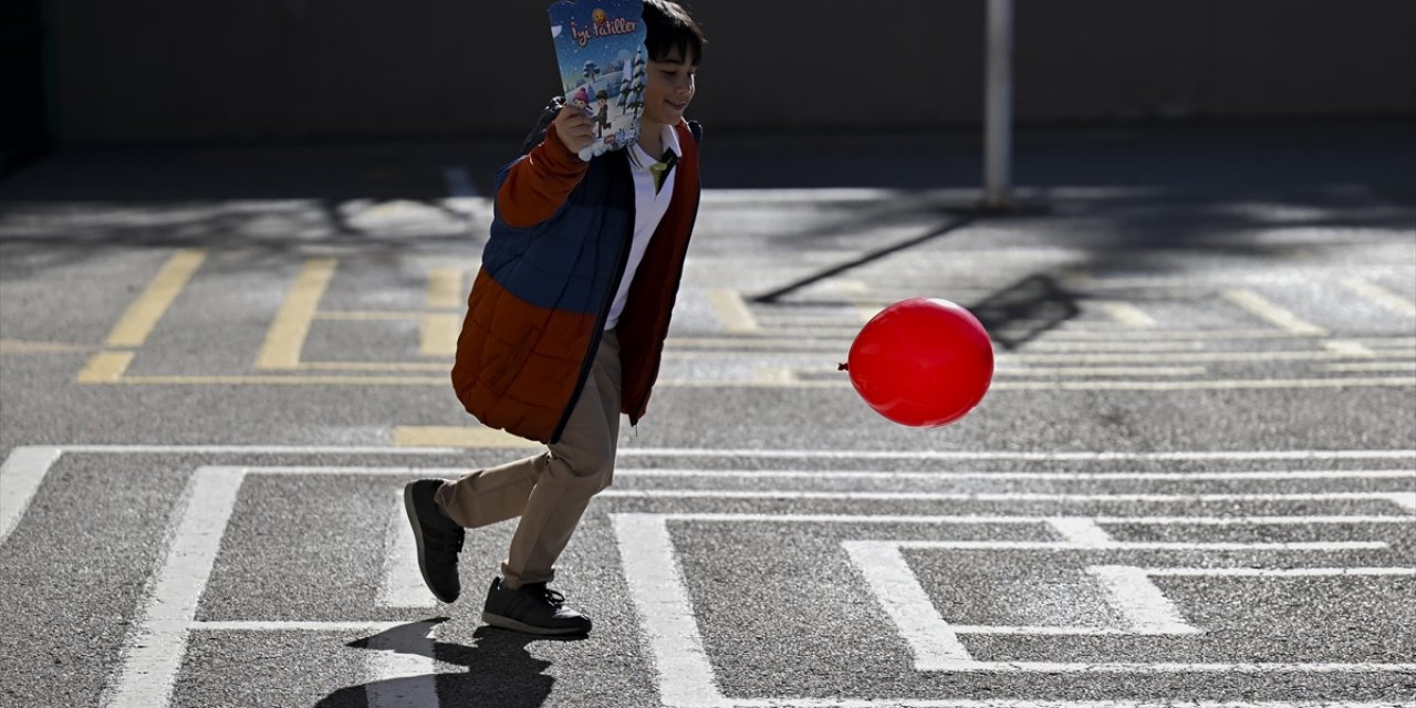Okullarda Yarıyıl Tatili İçin Son Ders Zili Yarın Çalacak