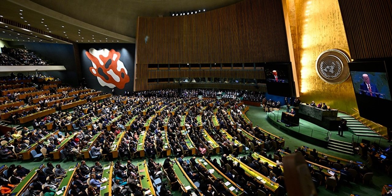 Uzmanlara Göre Batı, ABD'nin Kural Temelli Düzeni Yıkmasına Yeterince Ses Çıkarmıyor