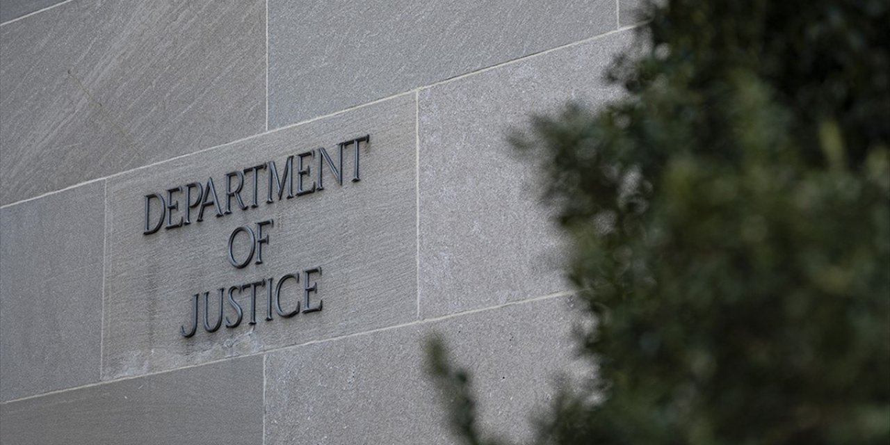 Epstein Mağdurları, ABD Adalet Bakanlığının Yayımladığı Belgelerden Dolayı Denetlenmesini İstiyor