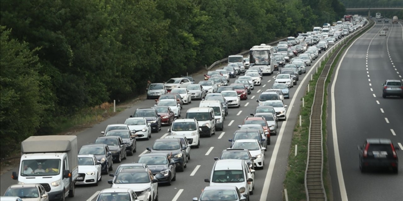 Trafiğe Kaydı Yapılan Araç Sayısı Geçen Yıl 2 Milyon 368 Bin 538 Oldu