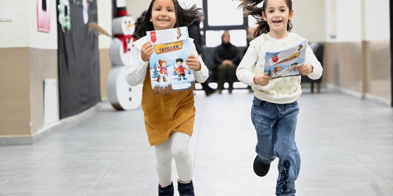 Okullarda Karne Heyecanı