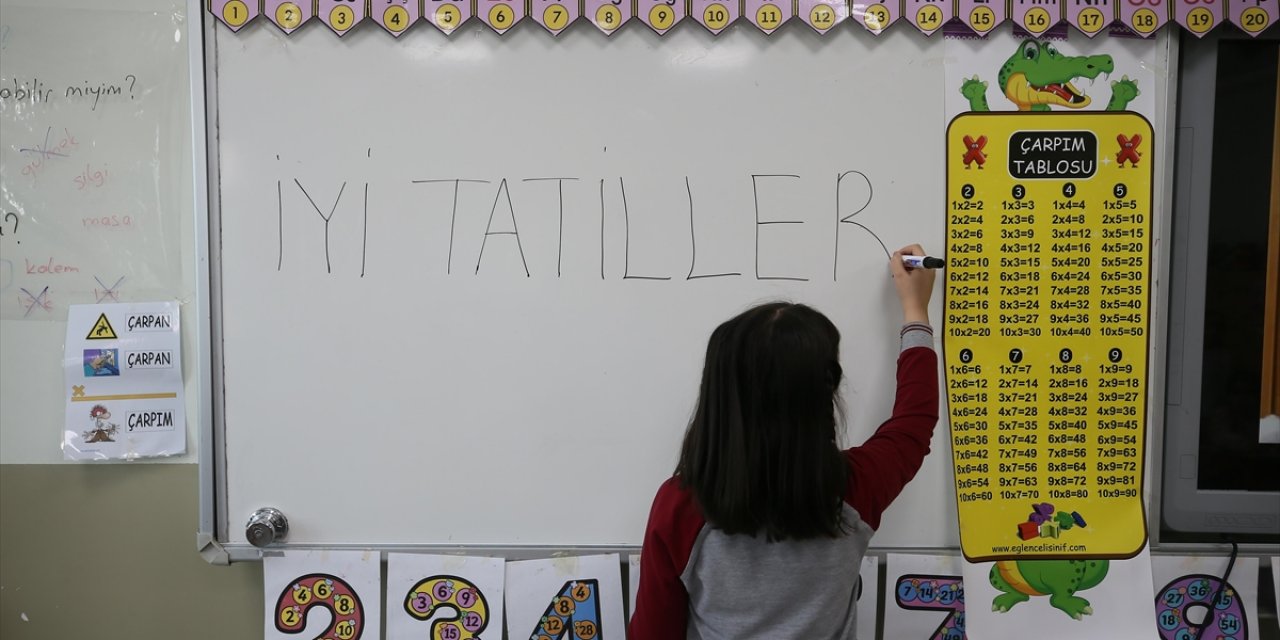 Sağlık Bakanlığından Öğrencilere "Sağlıklı Tatil" Önerileri