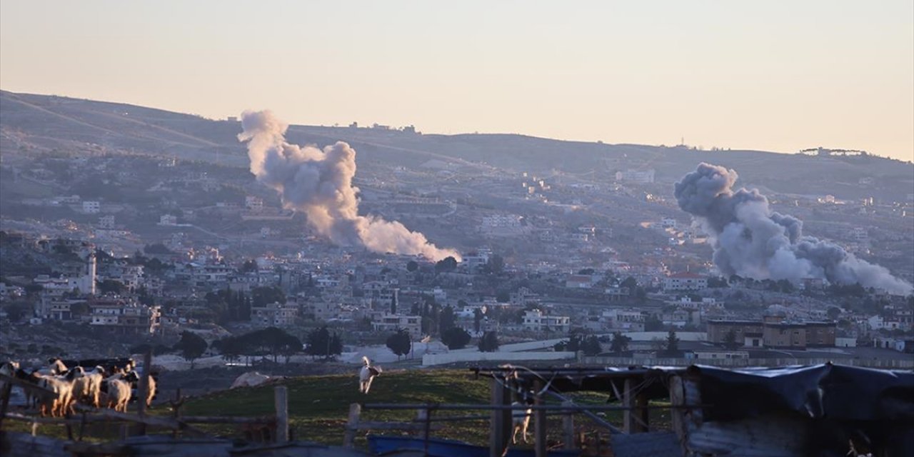 İsrail'in Lübnan'ın Güneyinde Bir Araca Düzenlediği Dron Saldırısında 1 Kişi Yaralandı