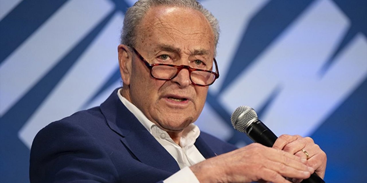 ABD Senatosu Azınlık Lideri Schumer, ICE Baskınlarının Toplulukları "Terörize Ettiğini" Belirtti