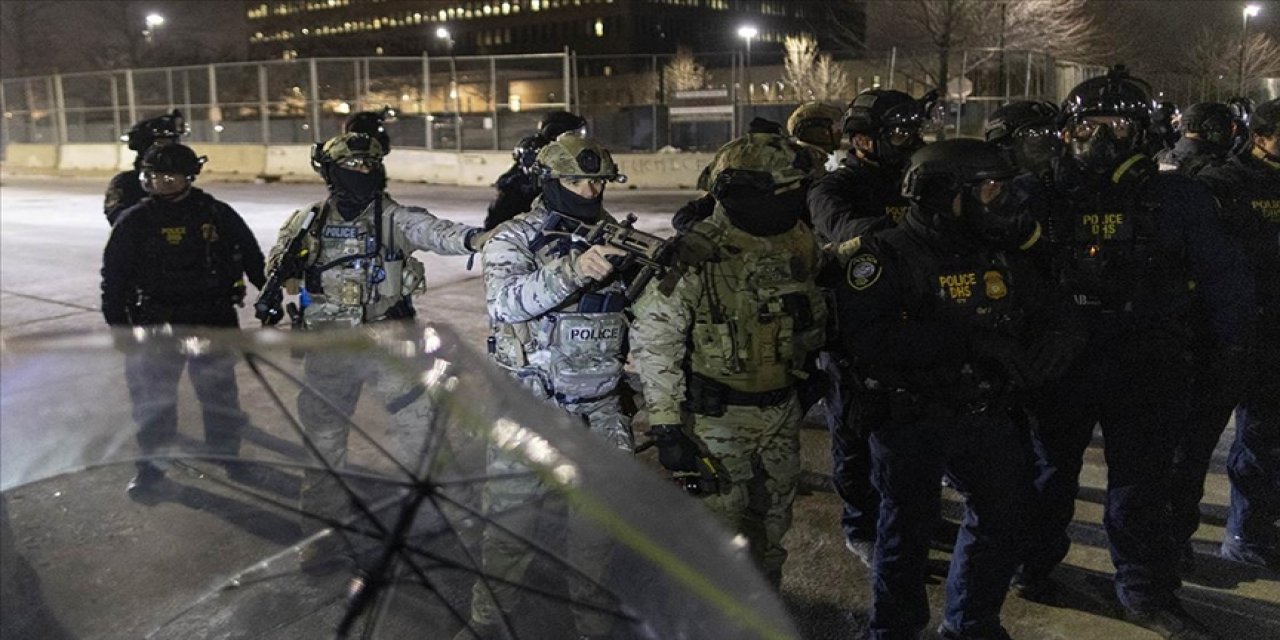 ICE Polisince Vurularak Öldürülen Kadının En Az Üç Kurşun Yarası Olduğu Saptandı