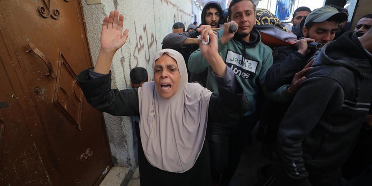 İsrail, Ateşkese Rağmen Gazze’ye Yönelik Saldırılarını Sürdürüyor