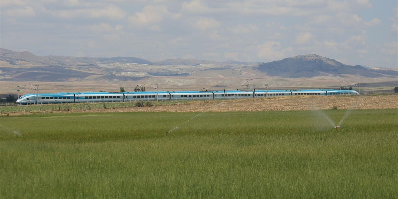 Türkiye'nin Demir Yolu Yatırımları İçin 261 Milyar Liradan Fazla Bütçe Ayrıldı