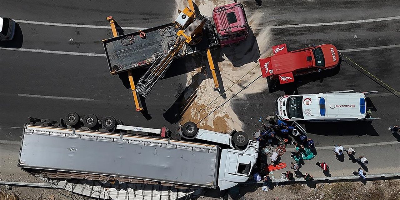 Geçen Yıl Trafik Kazalarında 3 Bin 481 Kişi Yaşamını Yitirdi