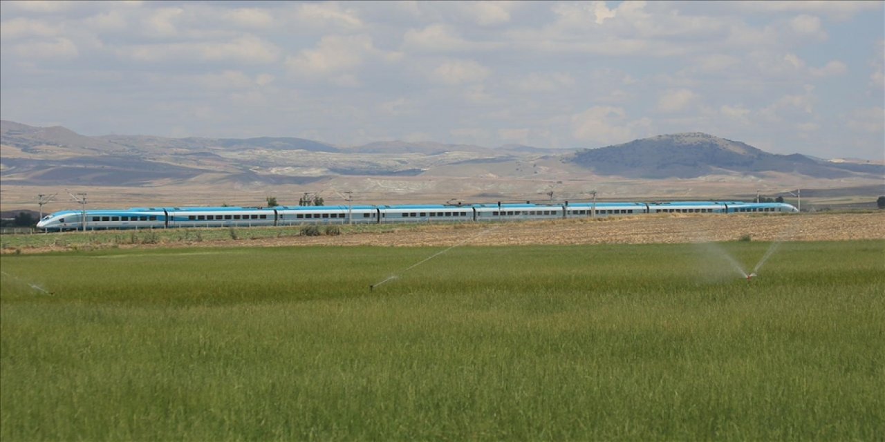 Türkiye'nin Demir Yolu Yatırımları İçin 261 Milyar Liradan Fazla Bütçe Ayrıldı
