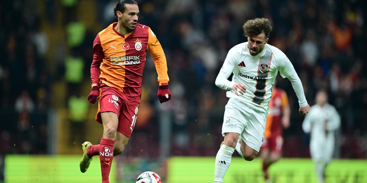 Galatasaray, Sahasında 1 Puanı Son Anlarda Kurtardı