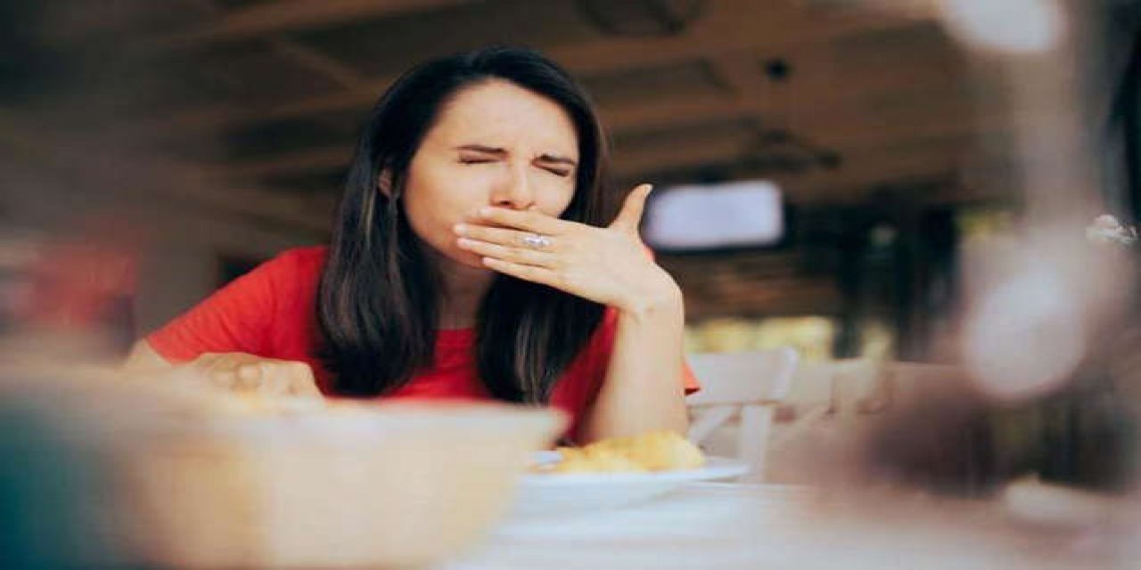 Yemek Yerken Takılma Ve Yutma Güçlüğü Yaşıyorsanız Sebebi Bu Hastalık Olabilir!