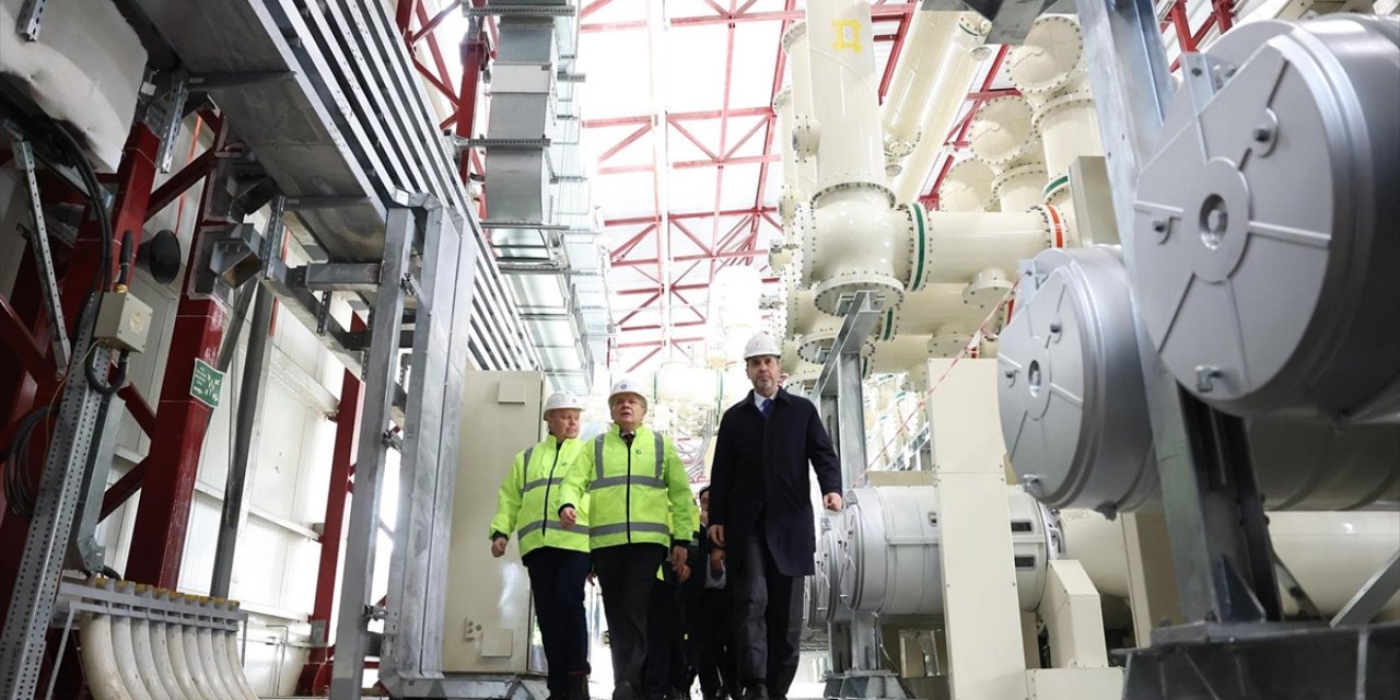 Bakan Bayraktar, Akkuyu NGS'nin İlk Reaktör İnşaatının Yüzde 99'unun Tamamlandığını Bildirdi