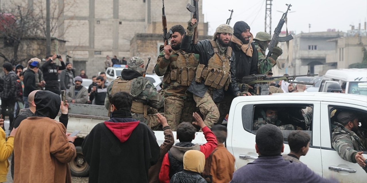 "Yeni Suriye'ye" Giden Süreç 44 Saatte Şekillendi