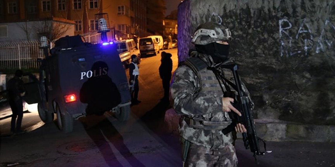 İstanbul'da Terör Örgütü Dhkp-c Operasyonunda 4 Zanlı Yakalandı