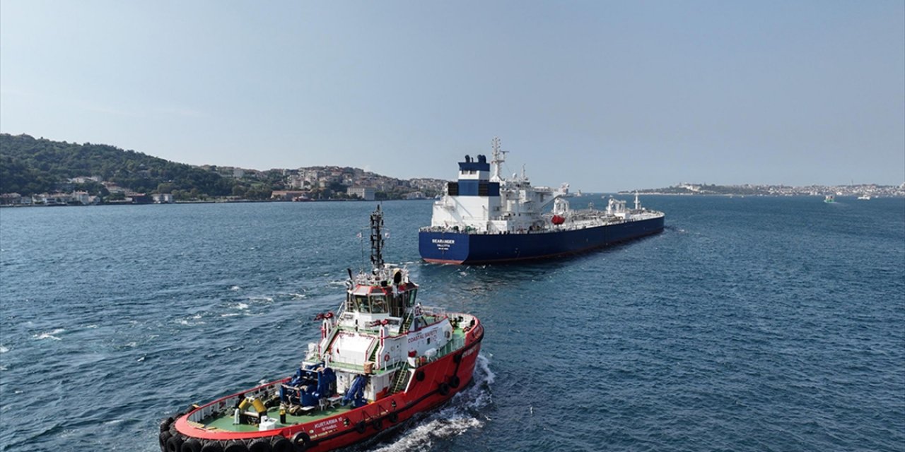 Kıyı Emniyeti Ekipleri Geçen Yıl 199 Can Kurtarma Operasyonuyla 631 Kişiyi Kurtardı