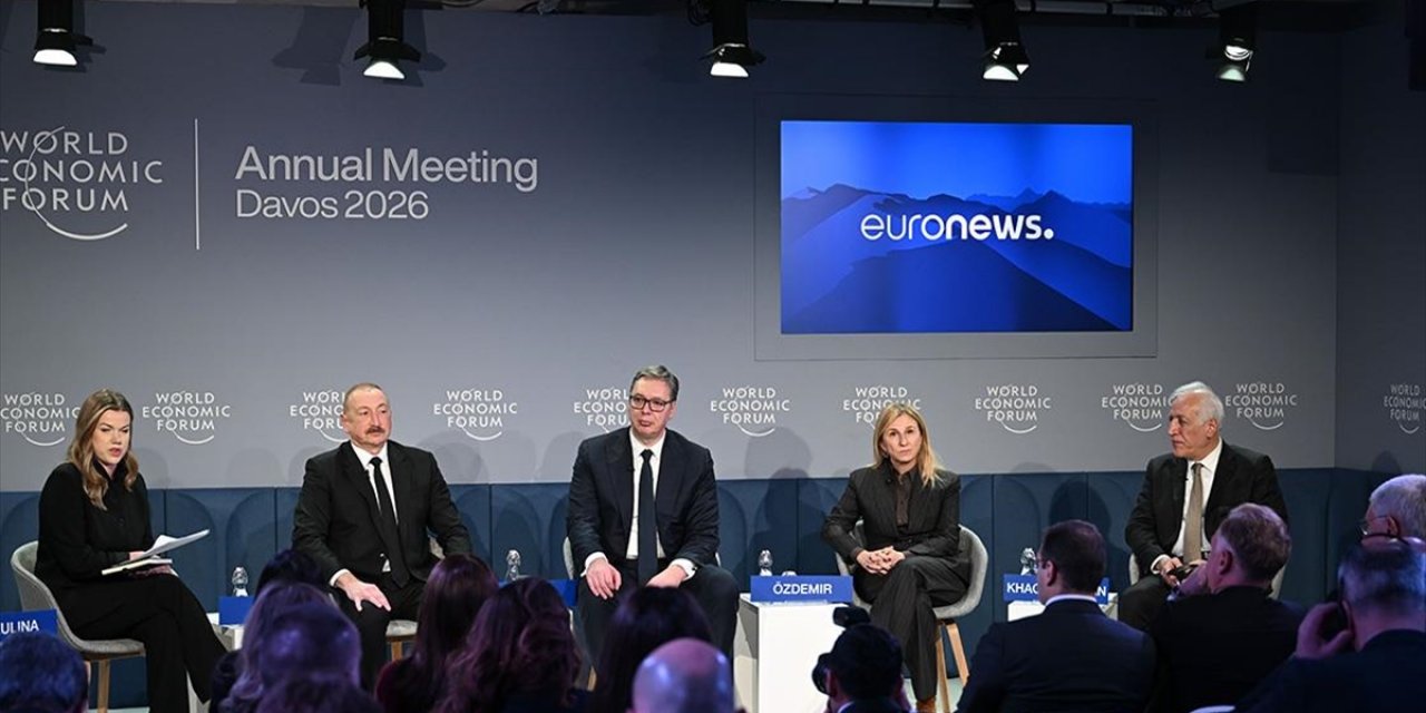Aliyev ve Haçaturyan, Davos'ta Barış Mesajları Verdi