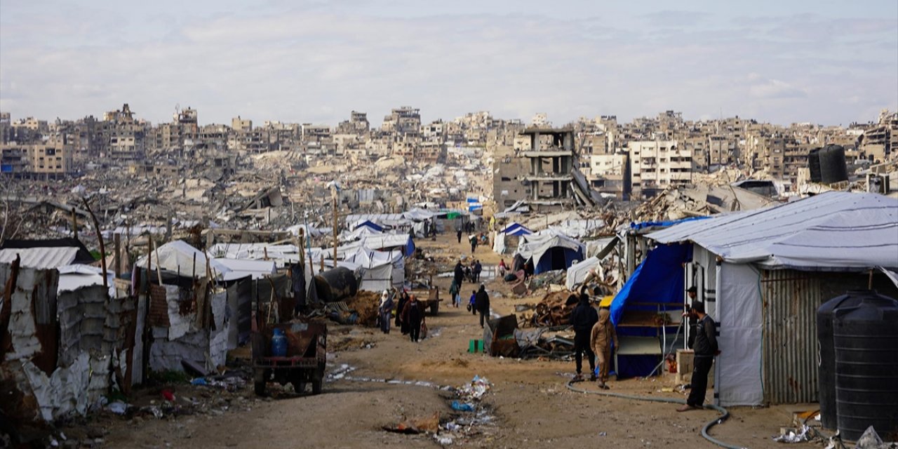 İsrail, Ateşkese Rağmen Gazze Şeridi'ne Saldırılarını Sürdürdü