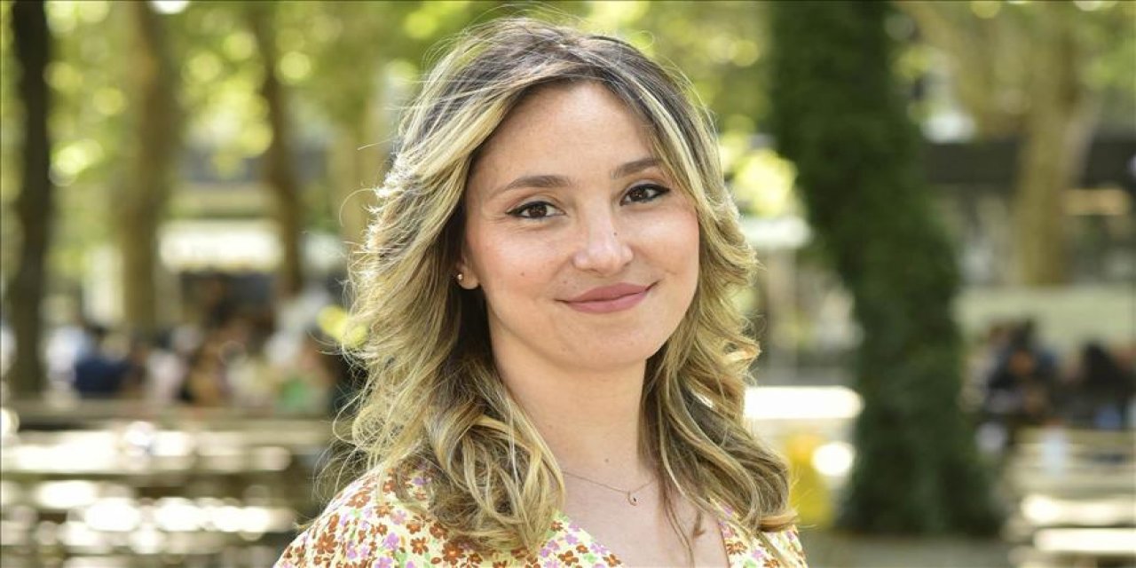 2026 Modasında Renkli ve Katmanlı Tasarımlar Öne Çıkacak