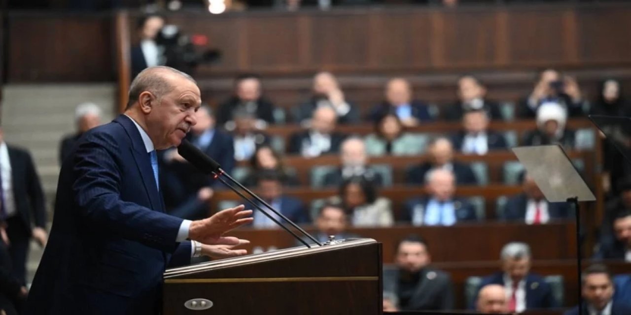 Cumhurbaşkanı Erdoğan'dan Bayrak Provokasyonuna Sert Tepki! "Şanlı Bayrağımıza Uzanan Kirli Elleri Bulacağız"