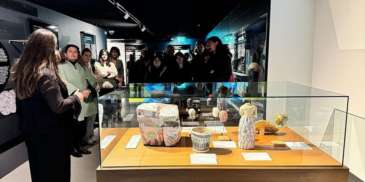 "Islık Çalan Hafıza" Sergisi Sanatseverlerle Buluştu