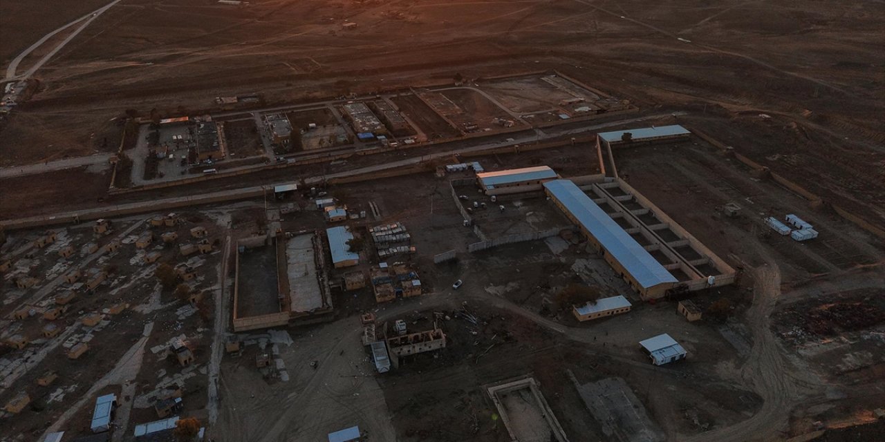 Terör Örgütü Ypg/sdg, Suriye'nin Haseke Kentinde Arap Kökenlilere Yönelik Alıkoymaları Sürdürüyor