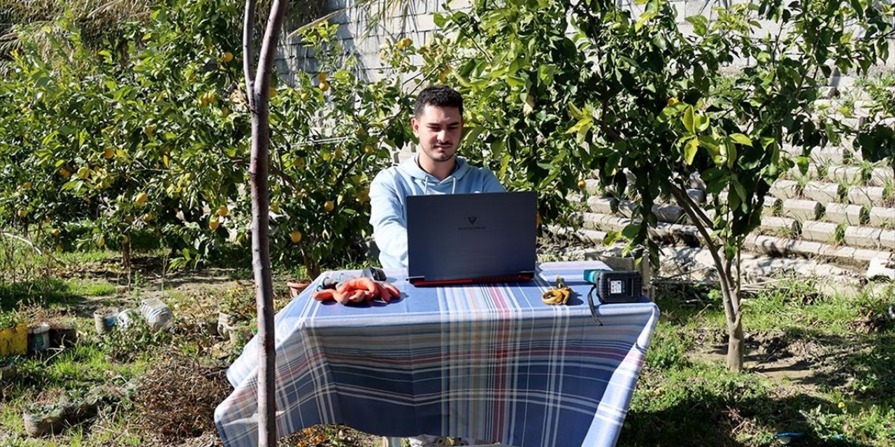 Depremzede Öğrenciden Yapay Zeka Destekli Bitki Bakımı Uygulaması