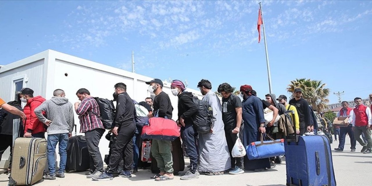 Avrupa Ülkesinden Geri Dönen Suriyelilere 5 Bin Euroluk Yardım!