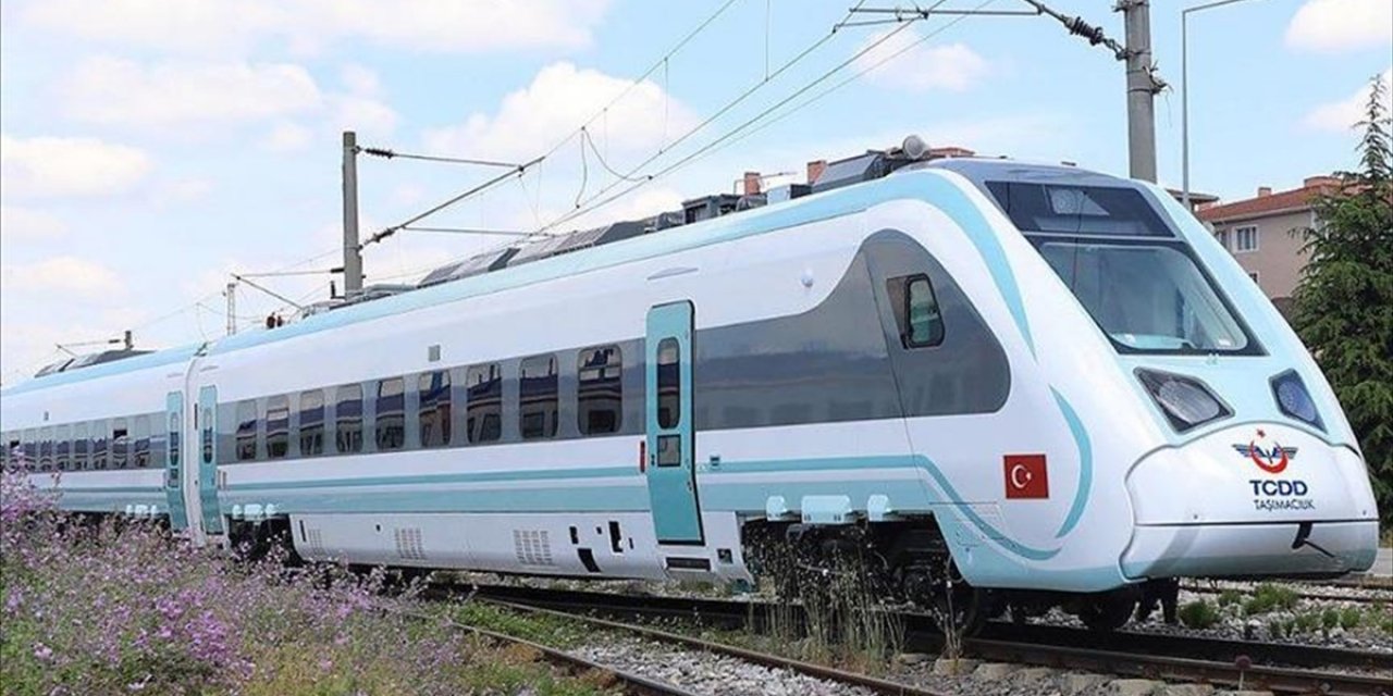 Yerli Ve Milli Demir Yolu Taşıtlarının Üretimi İçin Yatırımlar Bu Yıl 3,5 Katına Çıktı