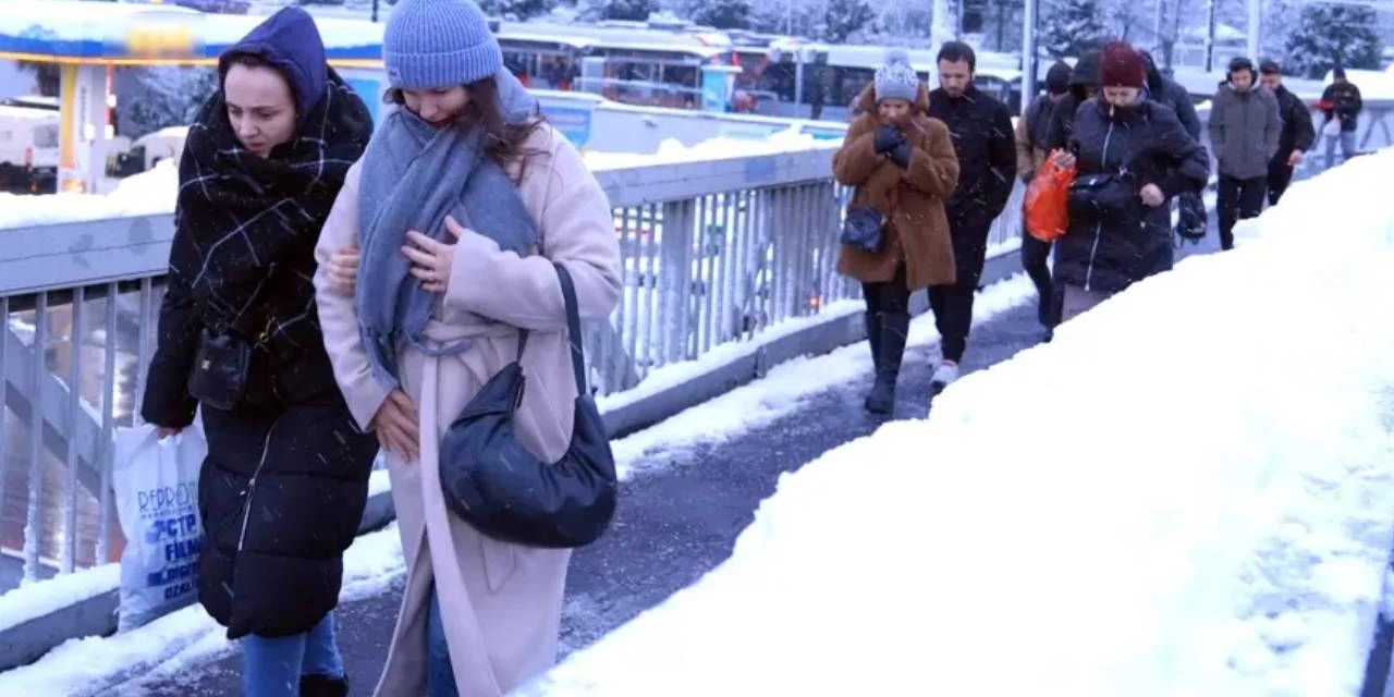 Kar, Fırtına ve Sağanak! Meteoroloji Saat Verdi: 23 İlde Alarma Geçildi