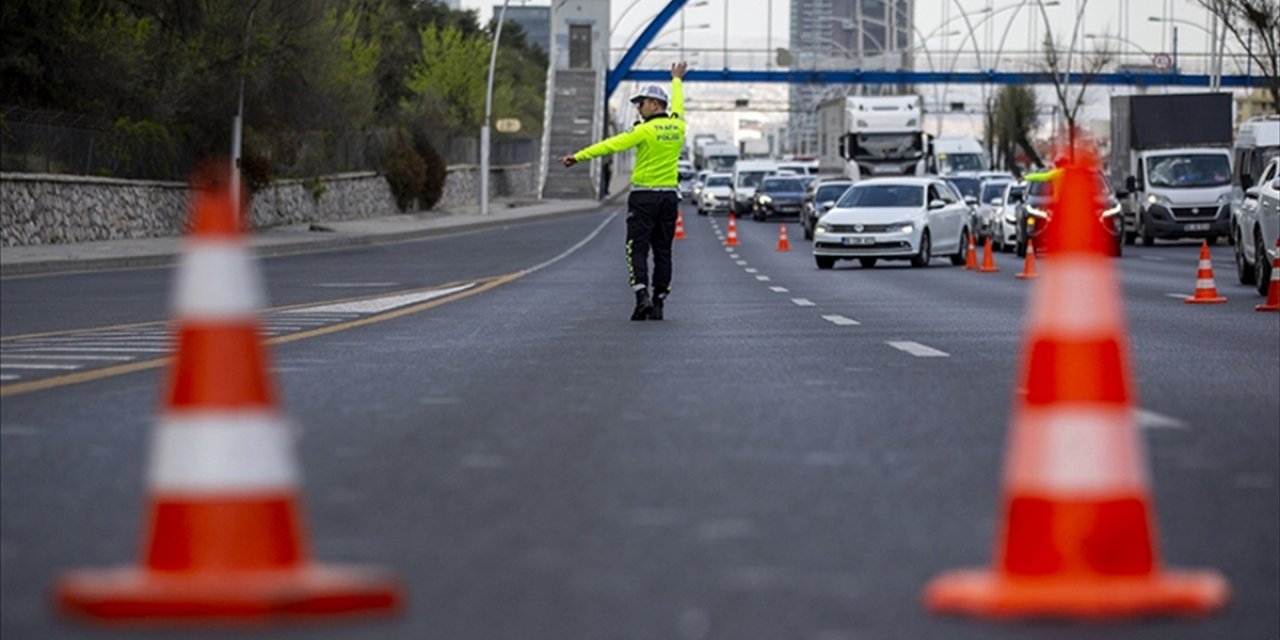 Ankara'da Bugün Bazı Yollar Trafiğe Kapatılacak