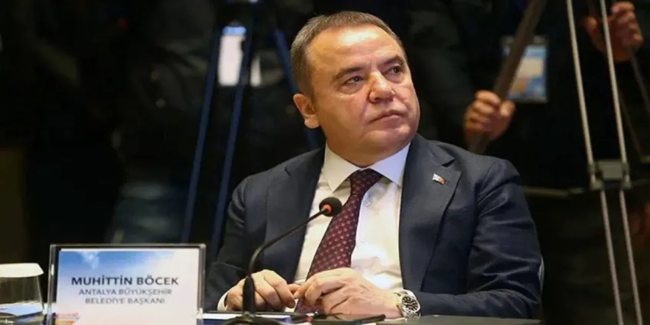 Muhittin Böcek Yeniden Hastaneye Kaldırıldı