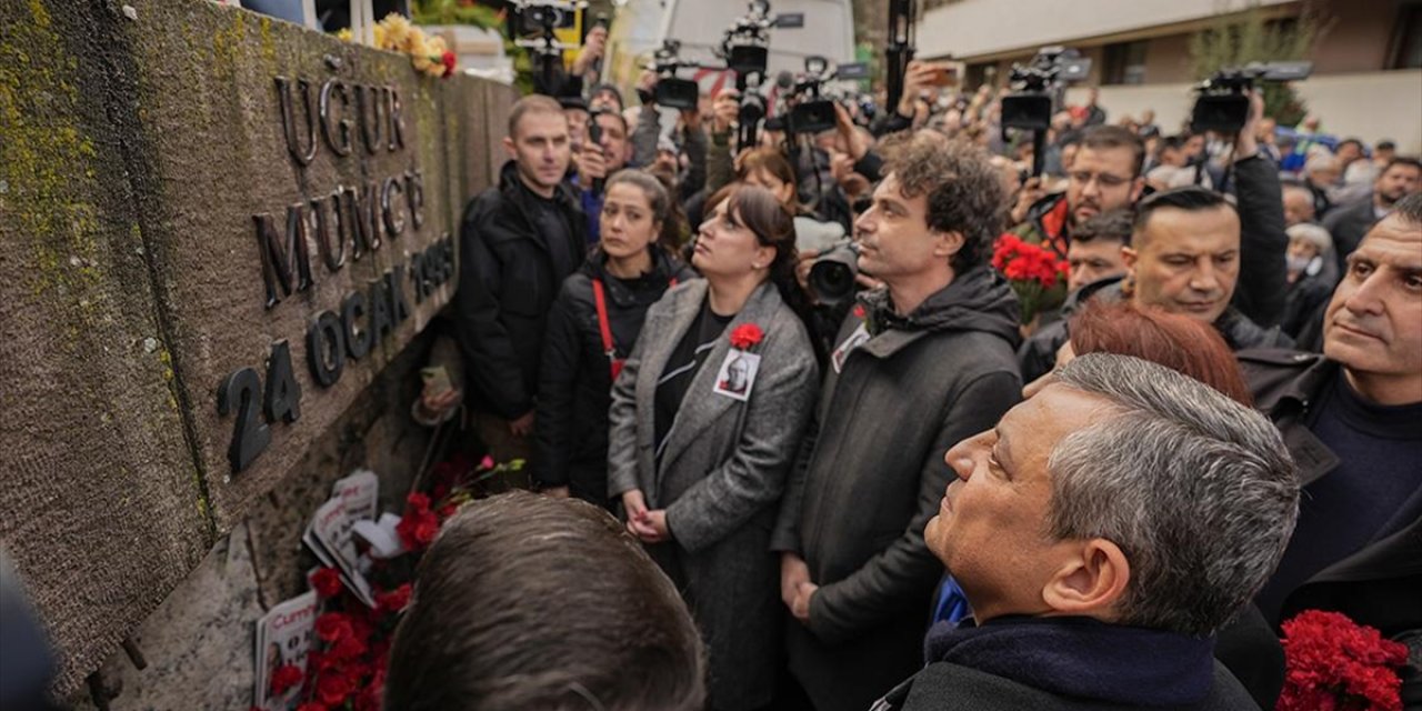 Gazeteci-Yazar Uğur Mumcu, Ölümünün 33. Yılında Anıldı