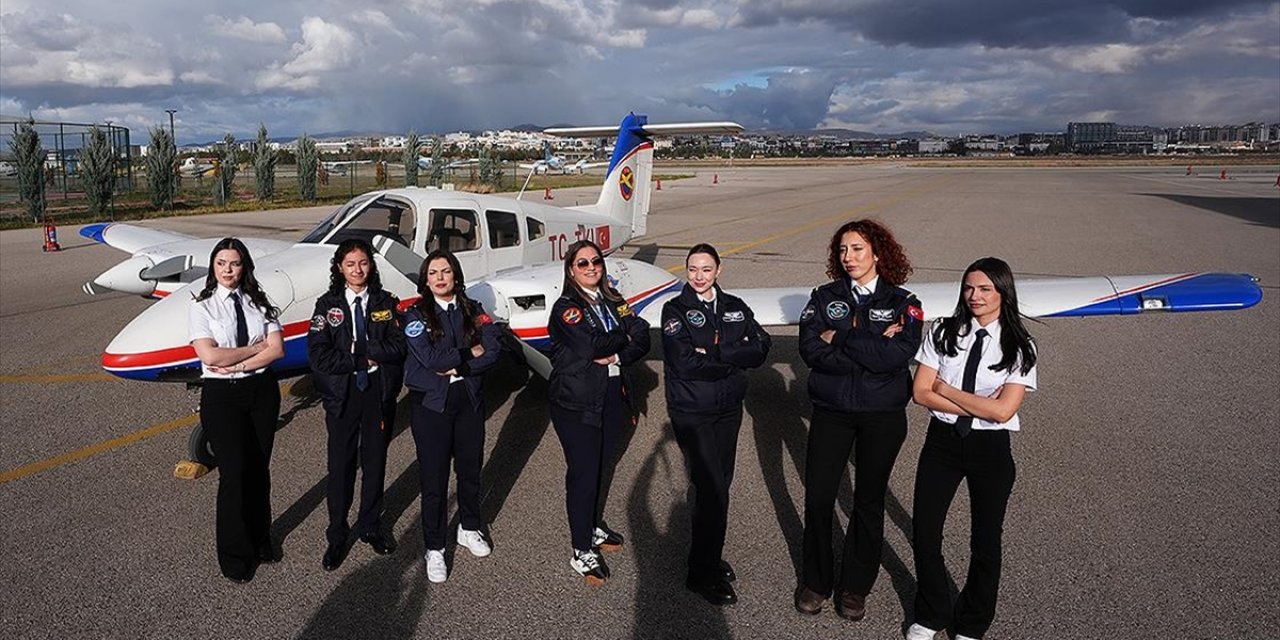 "Mektepli" Kadın Pilotlar THK Üniversitesinde Yetişiyor