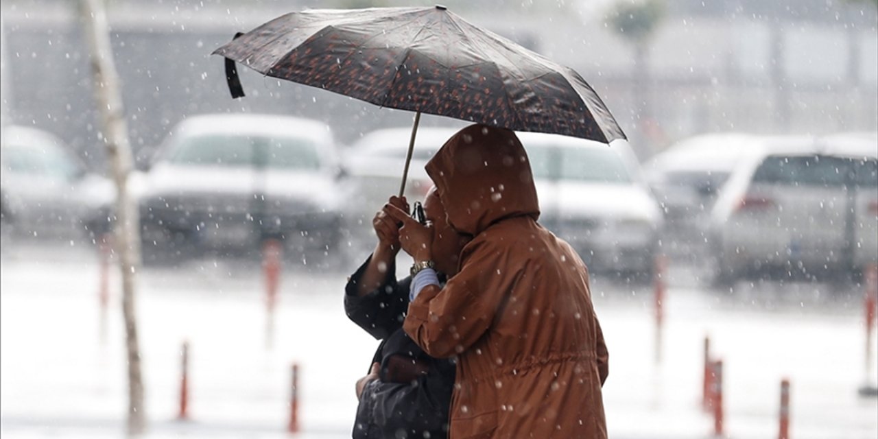 Meteorolojiden Bazı Bölgeler İçin Fırtına ve Sağanak Uyarısı