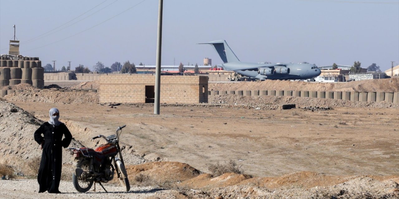 Suriye'de ABD Liderliğindeki Koalisyonun Askeri Üssünde Hareketlilik Sürüyor