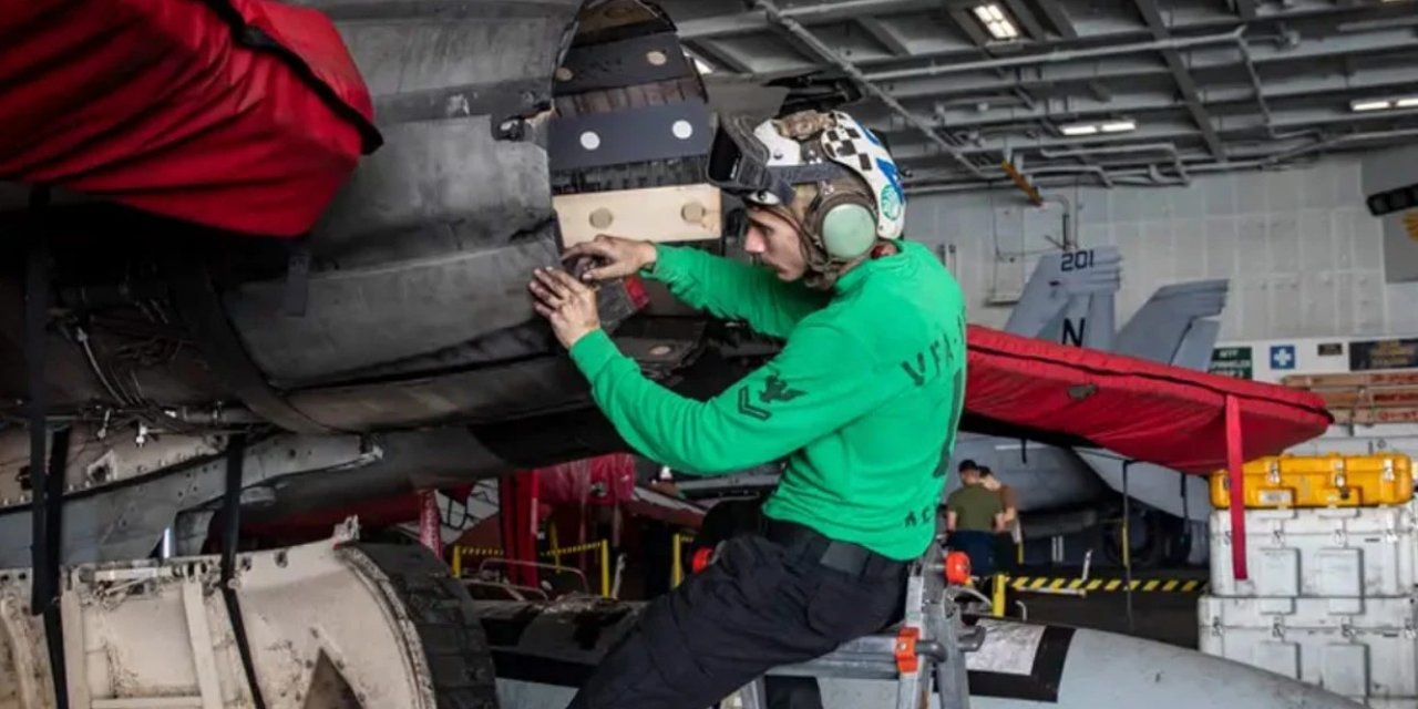 ABD'den İran'a Kıskaç: Fotoğrafları Paylaşıldı