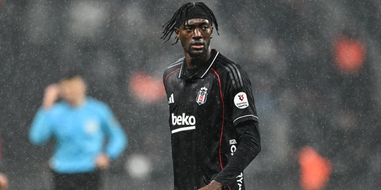 Aston Villa'dan Beşiktaş'a Abraham İçin "Tarihi" Bonservis Bedeli