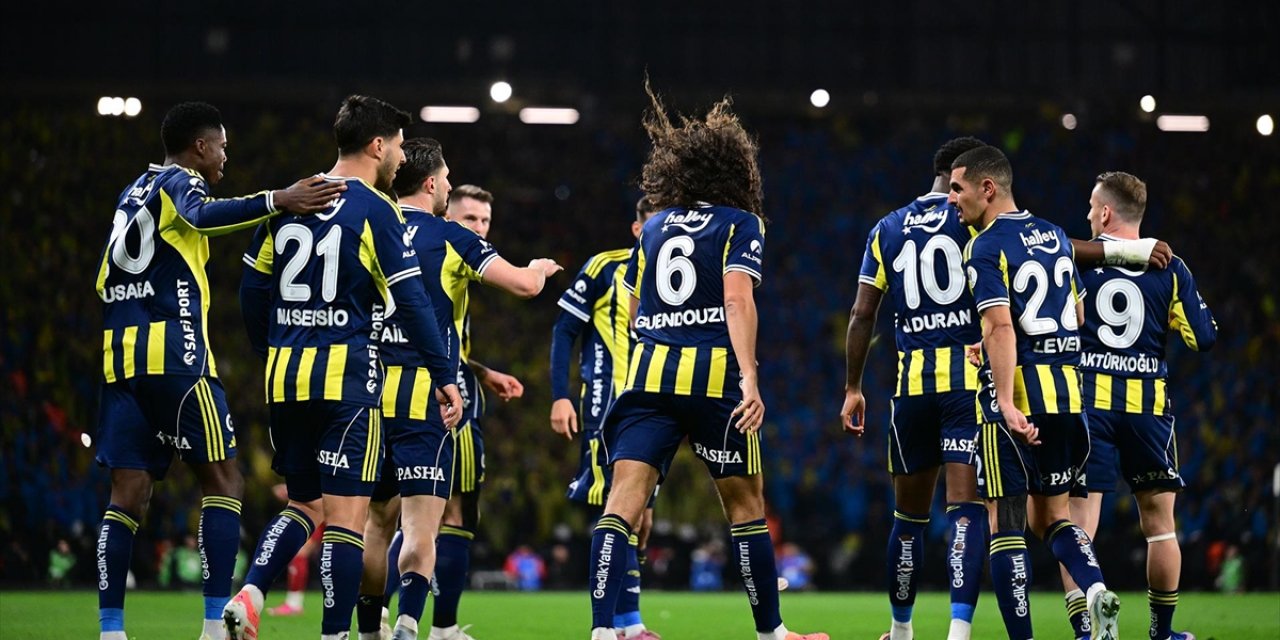 Fenerbahçe, Uefa Avrupa Ligi'nde Fcsb'ye Konuk Olacak