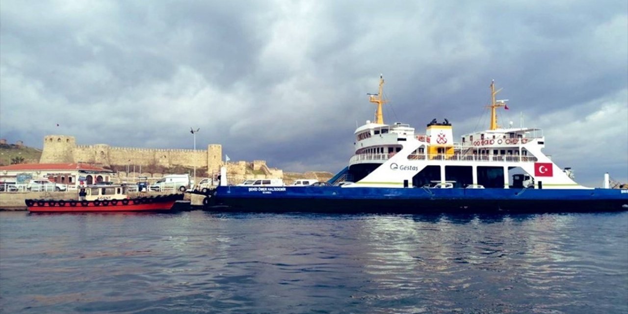 Gökçeada ve Bozcaada Feribot Seferleri Fırtına Nedeniyle Yarın Yapılamayacak