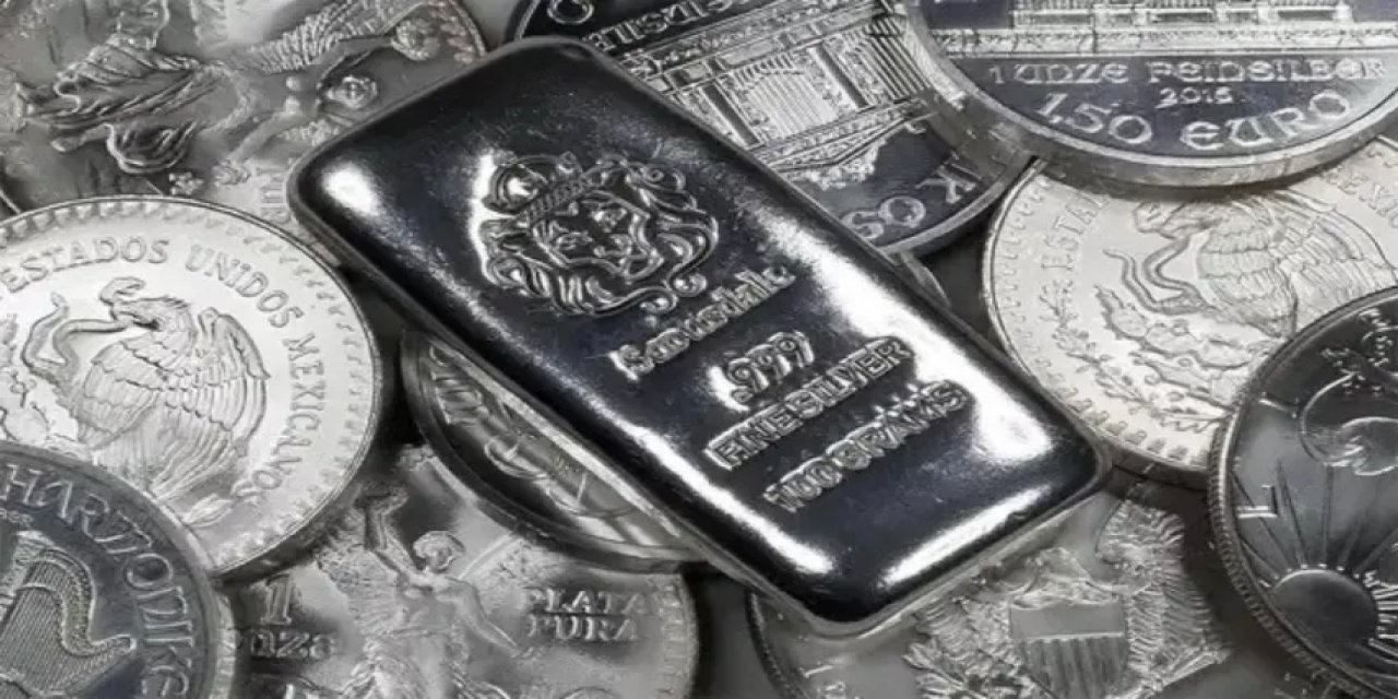 Gümüşte Tarihi Yükseliş: Dev Bankadan Yeni Rekor Tahmini!