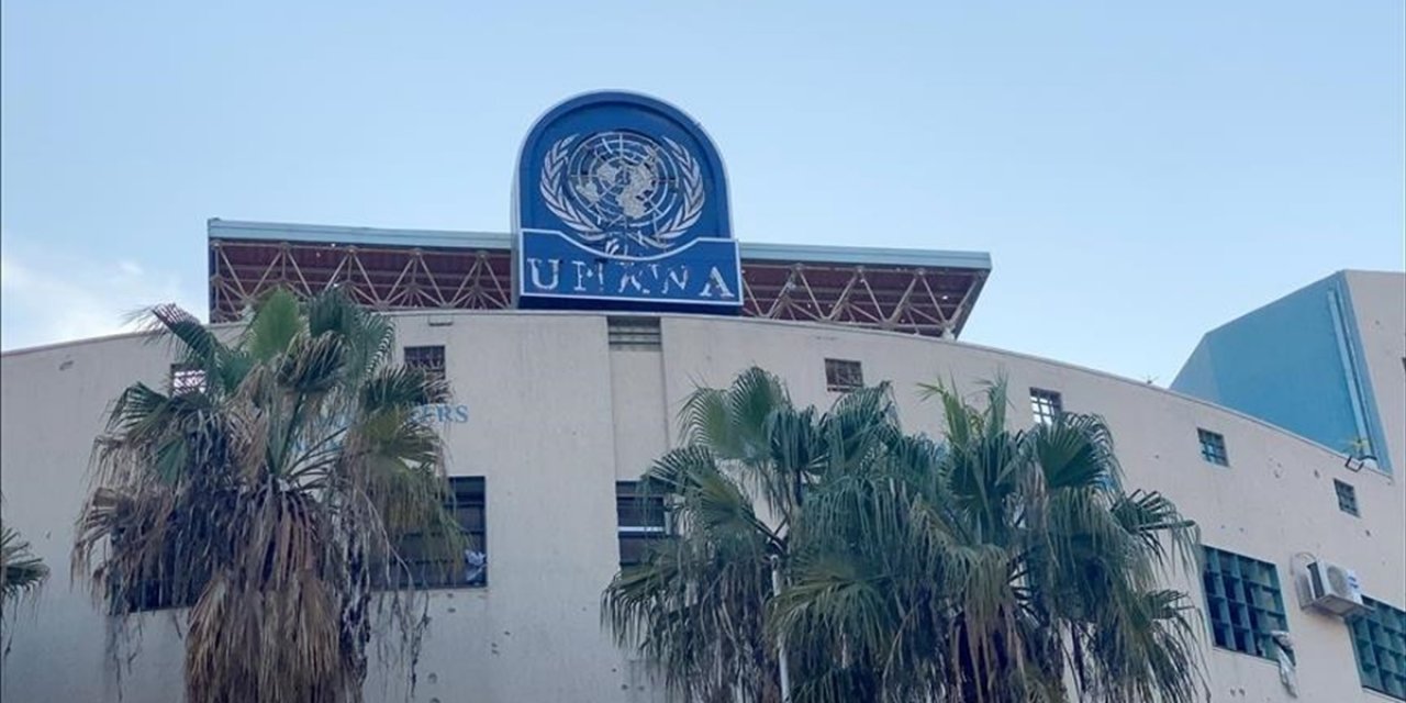 İsrail'in Doğu Kudüs'teki Unrwa Tesisine Saldırısına 11 Ülkenin Dışişleri Bakanları Tepki Gösterdi