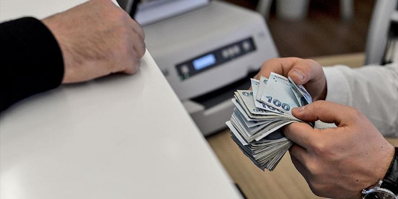 En Düşük Emekli Aylığının Artırılmasını da İçeren Kanun Resmi Gazete'de