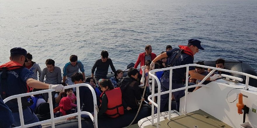 İzmir'de 173 Düzensiz Göçmen Yakalandı