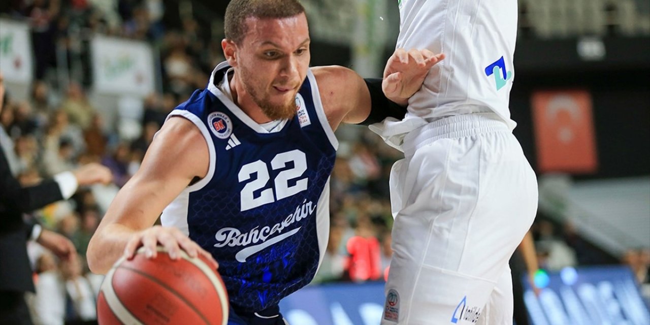 Türk Vatandaşlığı Alan Malachi Flynn, Ay-Yıldızlı Formayı Giymek İçin Hazır