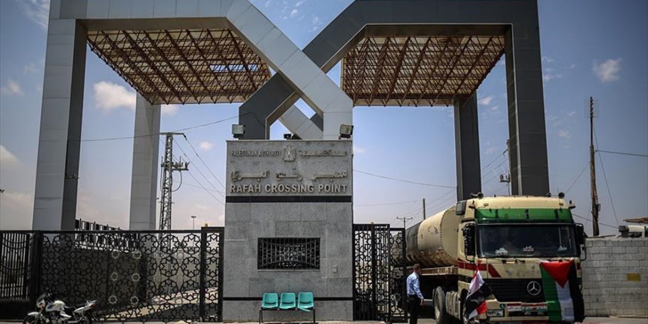 İsrail Ordusu: Refah Sınır Kapısı, 1 Şubat'ta Sınırlı Sayıda Yayanın Çift Yönlü Geçişine Açılacak