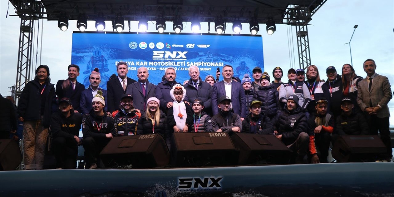 Rize'de Dünya Kar Motosikleti Şampiyonası'nın Açılış Seremonisi Yapıldı