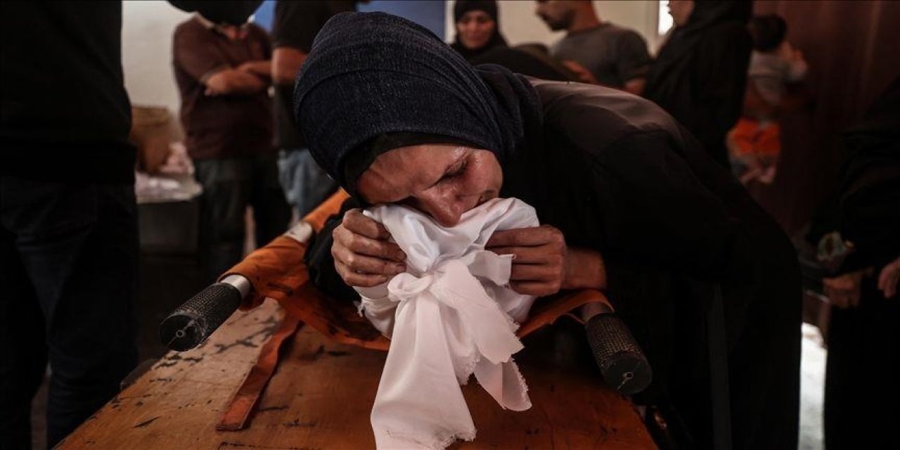 İsrail'in Gazze’ye Düzenlediği Saldırılarda 7'si Aynı Aileden 11 Filistinli Hayatını Kaybetti